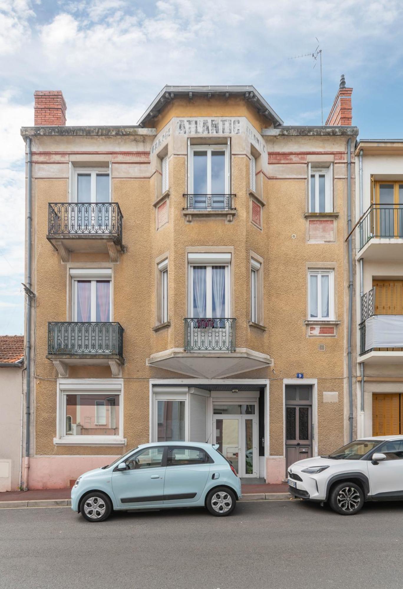 Le Grenet - Appartement Design En Duplex Vichy Exterior photo